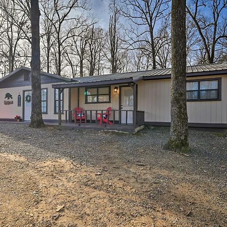 فيلا Pet-Friendly Shady Oaks Broken Bow Gem With Patio! المظهر الخارجي الصورة