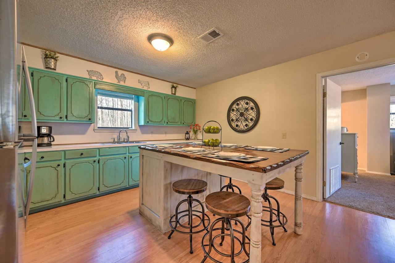 فيلا Pet-Friendly Shady Oaks Broken Bow Gem With Patio! المظهر الخارجي الصورة