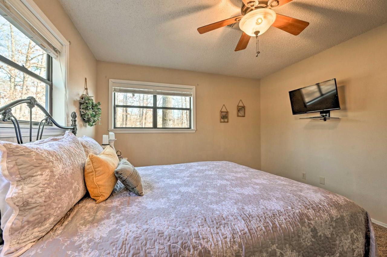 فيلا Pet-Friendly Shady Oaks Broken Bow Gem With Patio! المظهر الخارجي الصورة